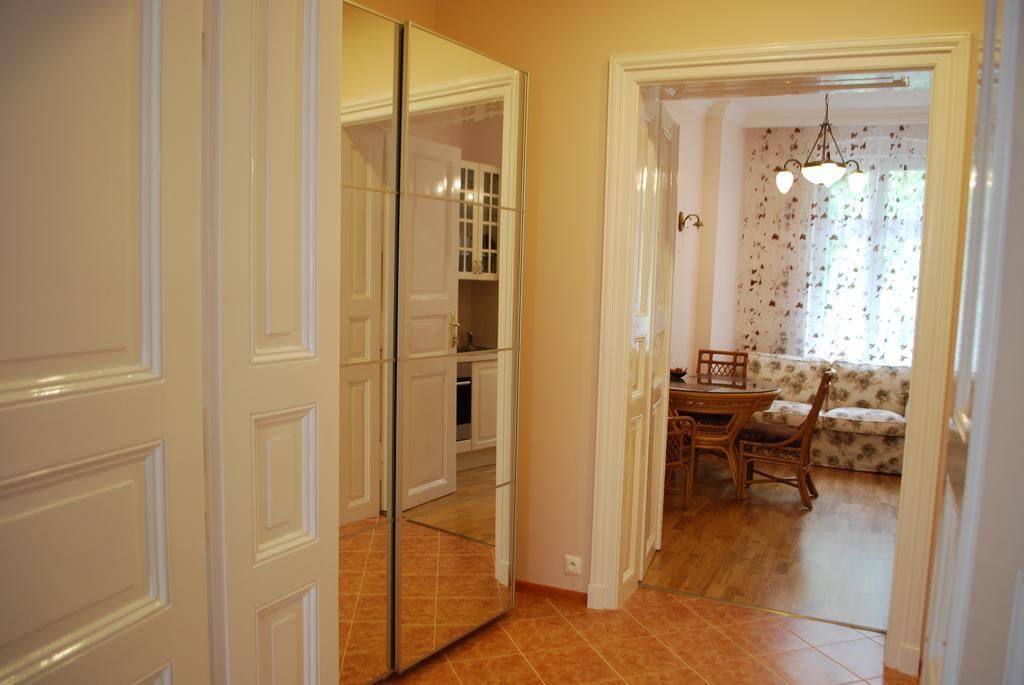 Jurincom Apartments Masaryka KLV Exterior foto